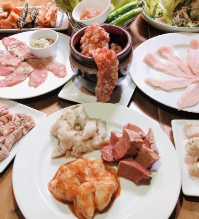 2時間飲み放題込み! 店長の厳選したお料理!まんぷくコース (12品) 3,980円(税込)