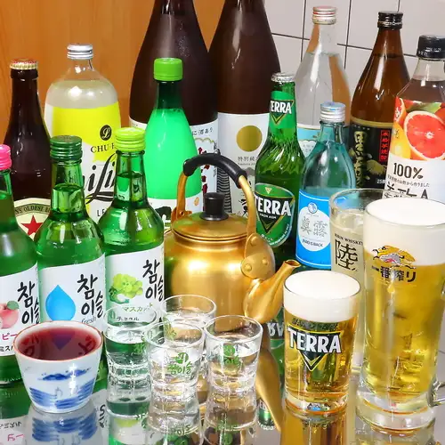 チャミスルや生マッコリなど豊富な韓国ドリンクをご用意