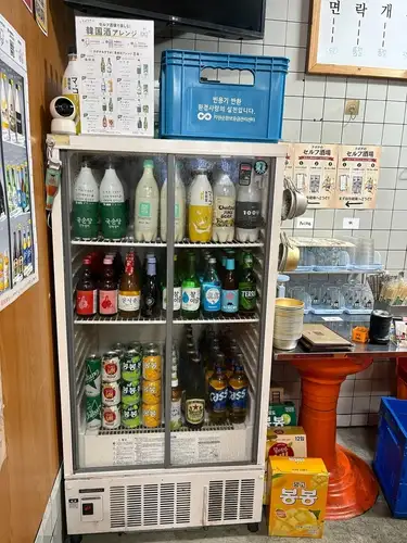 【スマホでセルフ注文!】お好みのドリンクやスナック菓子をご自身で選べます!