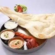 【忘新年会に】選べるカレー2種やタンドリーチキン、シークカバブなどを満喫！ビンティセット◎