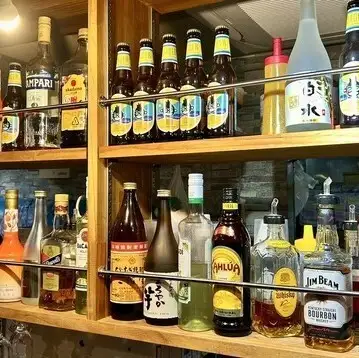 生ビールもOK!豊富なドリンクを楽しむ90分飲み放題コース1375円(税込)