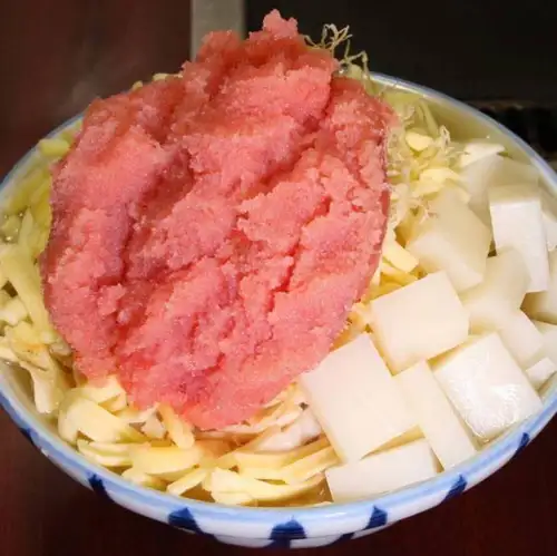 【迫力満点】有名ブランド「かねふく」の特大明太子を丸ごと1本使用した明太もちチーズもんじゃ