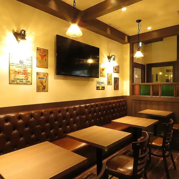 Watch live broadcasts of major sporting events, including the World Cup, on our large monitors! We welcome large groups, such as clubs and companies.Please feel free to contact us.