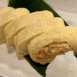 《毎日毎日丁寧に巻いています》だし巻き玉子