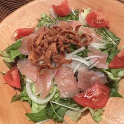 川俣シャモ生ハムサラダ