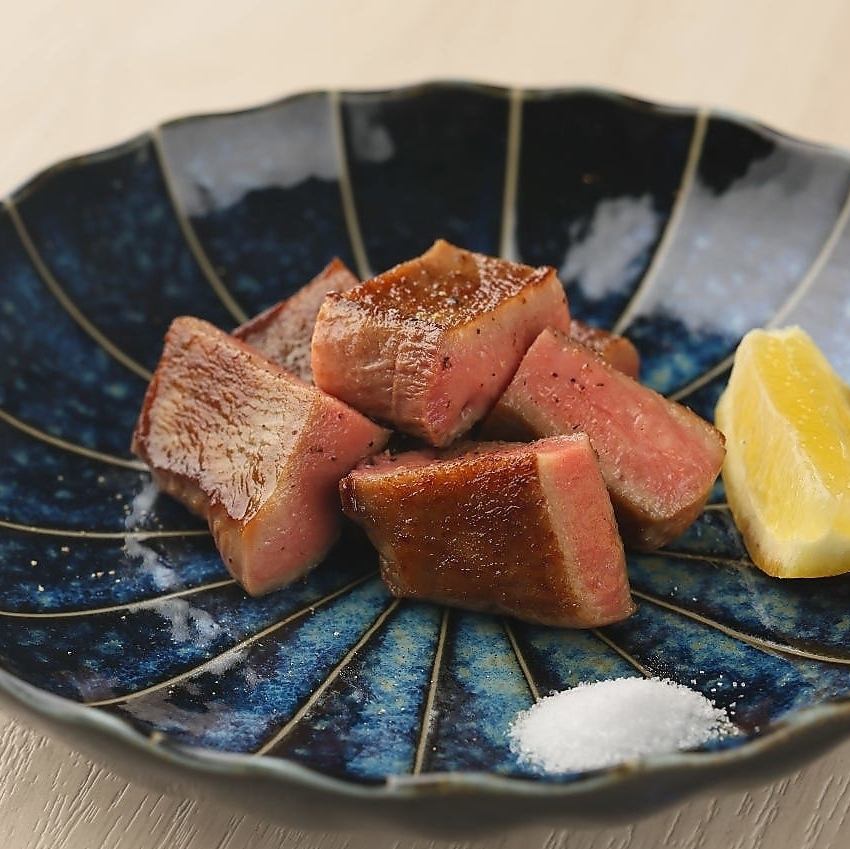 心斎橋に美味しいお肉が食べらるお店が登場!