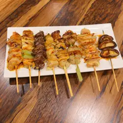 焼き鳥8本盛り合わせ