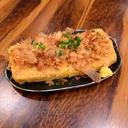 牛すじ煮込み/カニみそ焼き/栃尾揚げ/ふぐの唐揚げ/豚バラアスパラ巻き焼き