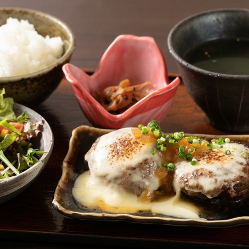 [Limited to 10 meals] 100% Omi beef hamburger set meal