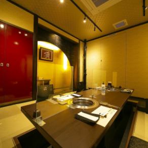 Only one VIP room available.(There is a room charge of 5,500 yen) It is a completely private space with a dedicated smoking room and restroom.Smoking of cigarettes (excluding cigars) is permitted in the designated smoking room in the VIP room.(Only e-cigarettes are permitted in the seats) We have thorough ventilation and there is no cigarette smell, so non-smoking customers can visit with peace of mind!