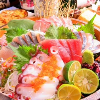 【冬季限定】刺身盛り合わせやブリの煮付け等寒い冬にぴったり♪全10品+2時間[飲放]⇒5000円