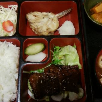 [午餐预订请点击这里] ★烤肉每日午餐1,450日元★