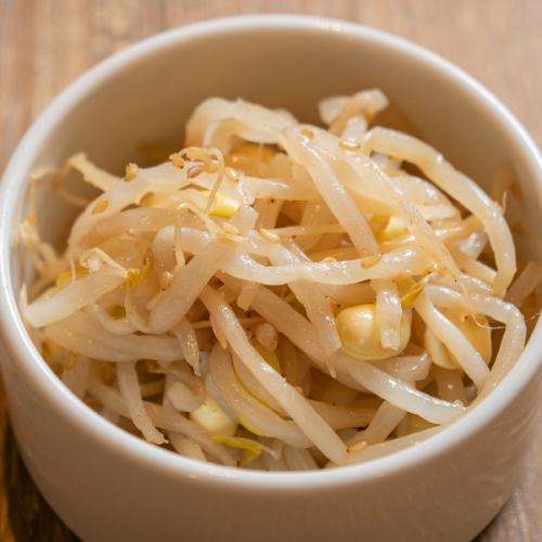 Bean sprouts namul