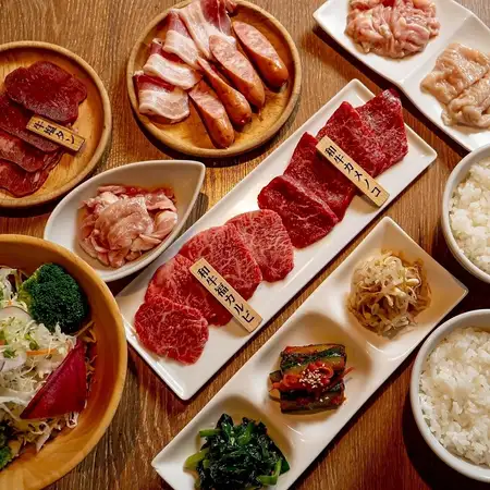 【120分飲み放題付】黒毛和牛や国産豚、ホルモンなど多彩なお肉が楽しめる『肉欲コース』