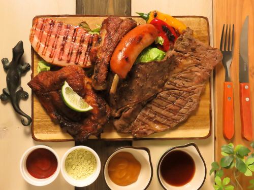 新登場★思わず写真を撮りたくなる♪GRILL DINER★MEATプレート4,730円(税込,2～3人前)！