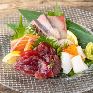 5 kinds of fresh sashimi delivered directly from the source