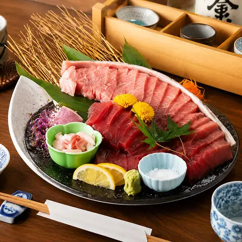 藍鰭鮪魚橫切面刺身
