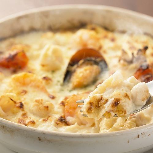 【魚介マカロニグラタン】