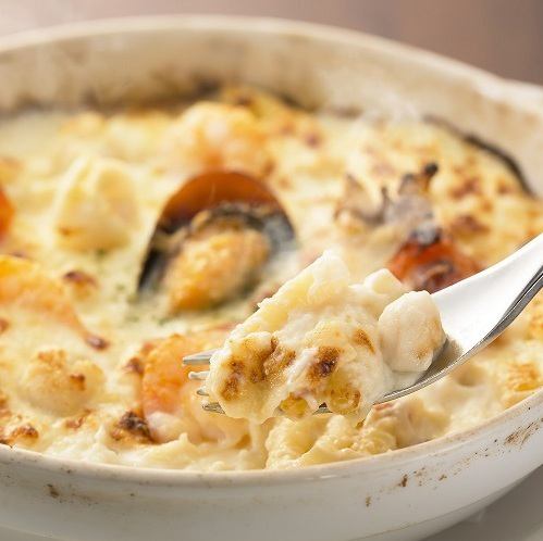 魚介のクリーミィマカロニグラタン