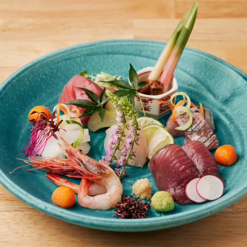 4 kinds of sashimi with bluefin tuna
