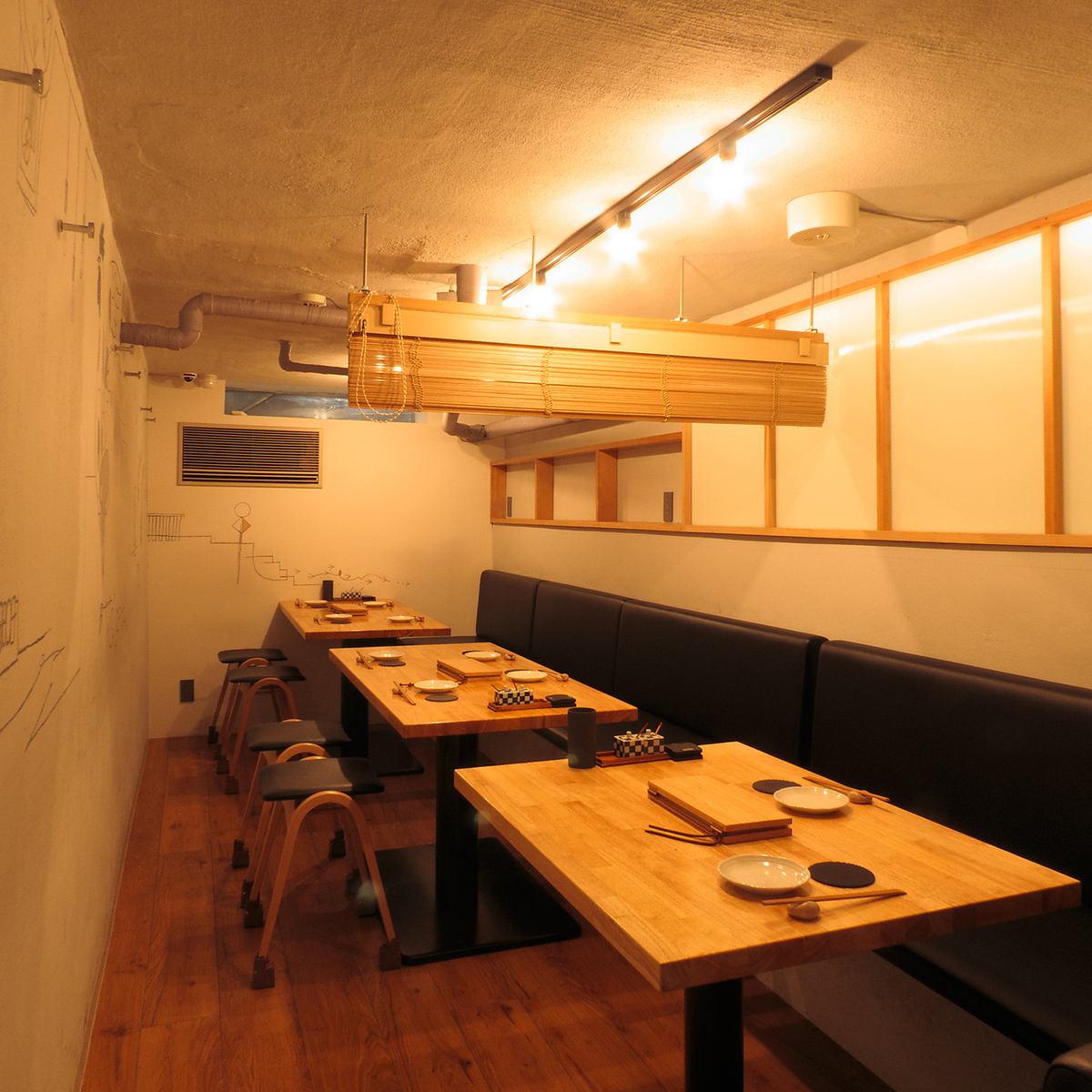 We have private rooms that can accommodate 2 to 12 people♪ Enjoy your time in a relaxed manner.