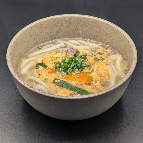 すじ玉うどん (ハーフ)