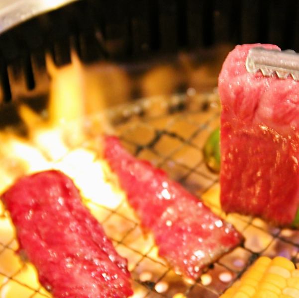 When you think of yakiniku, you think of kalbi! Gyuta's kalbi is available from 528 JPY (incl. tax) a la carte.If you are unsure, please start here!