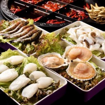 【巴蜀食べ飲み放題】豪華海鮮やラム肉含む4種のお肉等　90分食べ飲み放題10,000円！