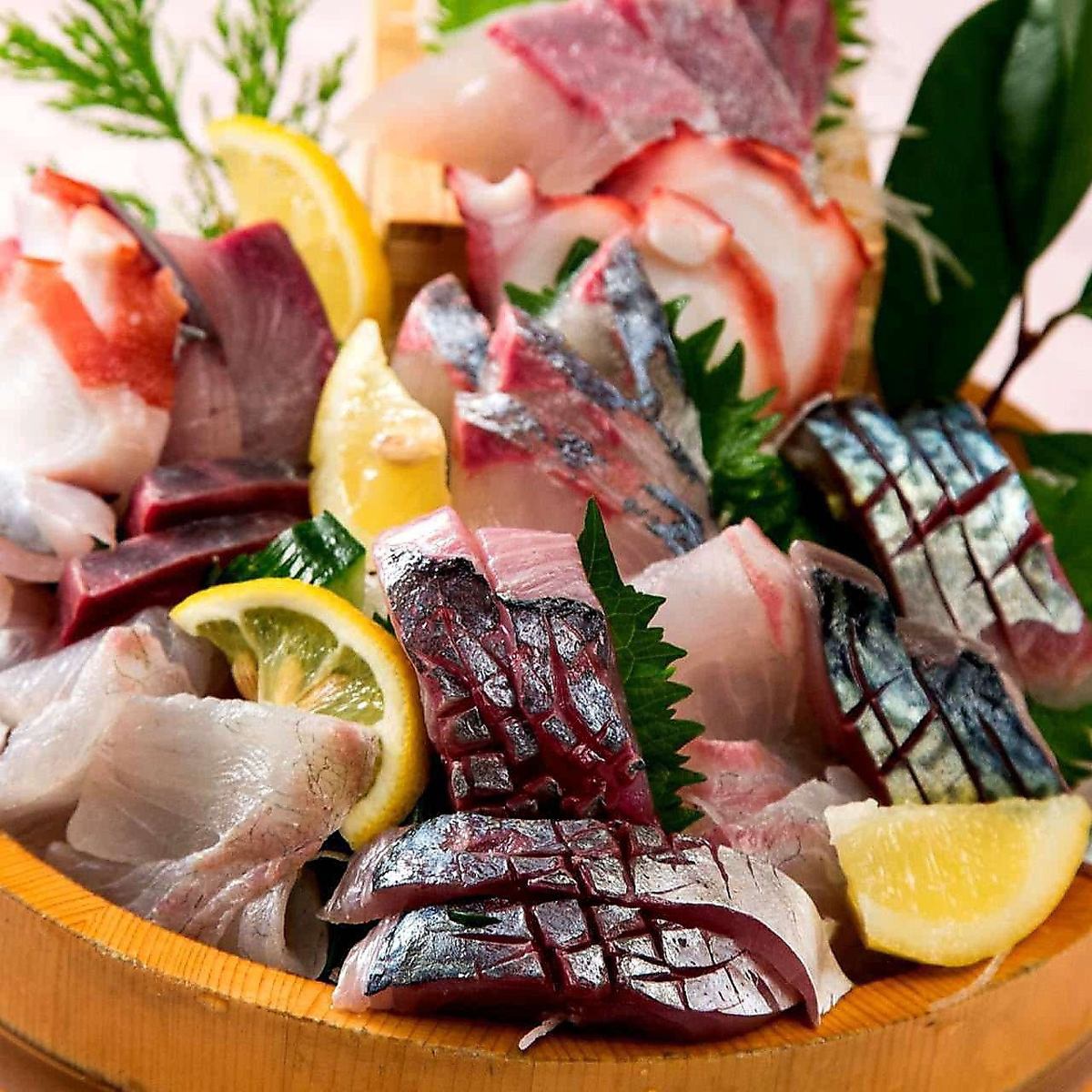 博多站Sugu！市场直送的鲜鱼肥美可口！！