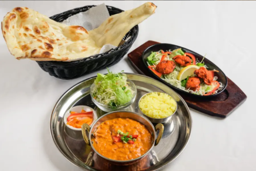 【ランチ】シングルカレーセット〈ナン・ライスお替り自由〉