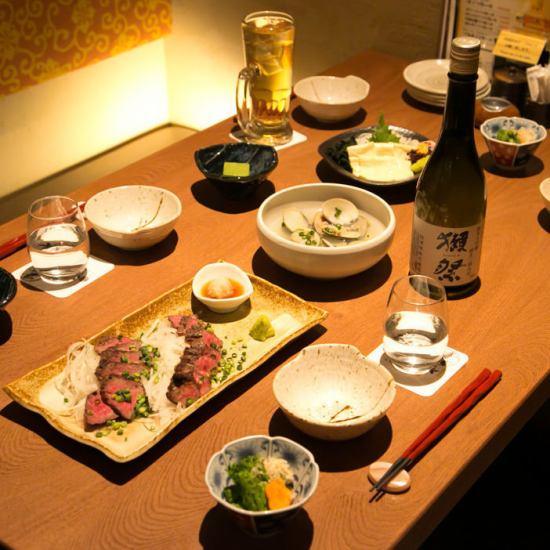 A modern Japanese private room is recommended for a memorable date