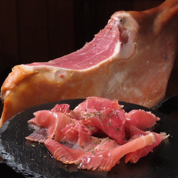 "ダイニングバー　ASADO"のこだわりの逸品料理・・・