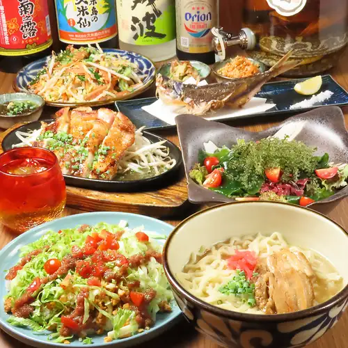 沖縄出身の料理長が作る沖縄料理も魅力の一つ。