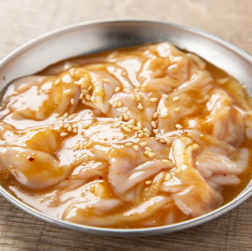 【名物】生ホルモン　(味噌焼き)