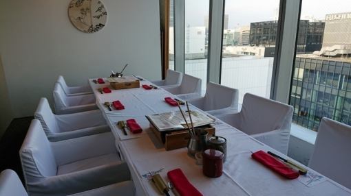 □■ 얼굴 맞추기나 각종 축하의 자리에 “경사 회석” 흑모 와규 스테이크 등(전 7품) 10000엔(부가세 포함) ■□