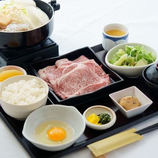 〈土日祝ランチ限定！〉極上！松阪牛すき焼き御膳＋選べる1ドリンク