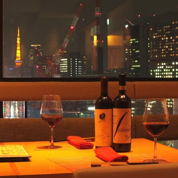 Semi-private room with night view is for 4 people ~.The night view from the top floor of Marronnier Gate Ginza 1 is perfect for dates! You can enjoy the finest A5 rank Japanese black beef in the best situation where you can see Tokyo Tower.