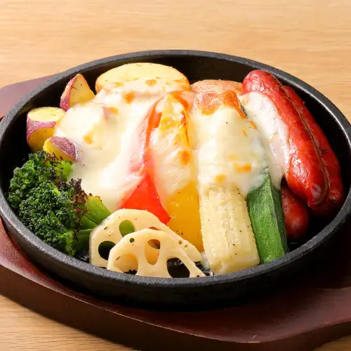 그릴 야채와 쵸리 소라 크렛 치즈