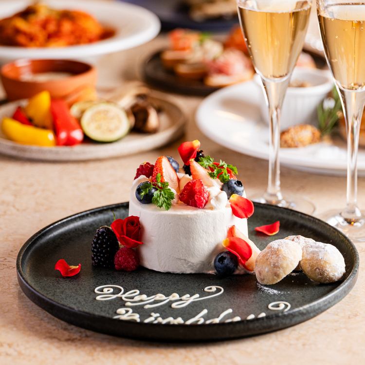 cafe terrace&bistro Queency【公式】