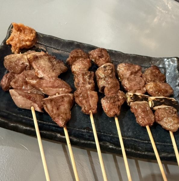 炭火で焼くやきとん