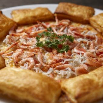 [Limited Time Offer] Whitebait & Sakura Shrimp Pizza Pie