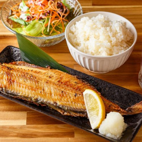 Extra large grilled Atka mackerel (half)