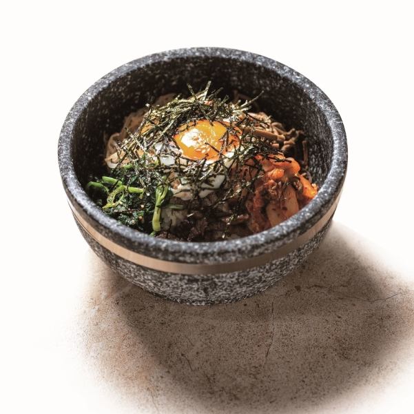 お子様にも人気☆【石焼ビビンバ】