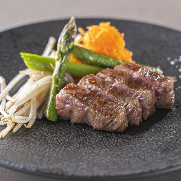 サステナブル和牛フィレ肉の極上鉄板焼き