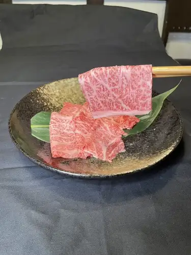 Topping: Kyushu-produced Kurokaba beef short ribs