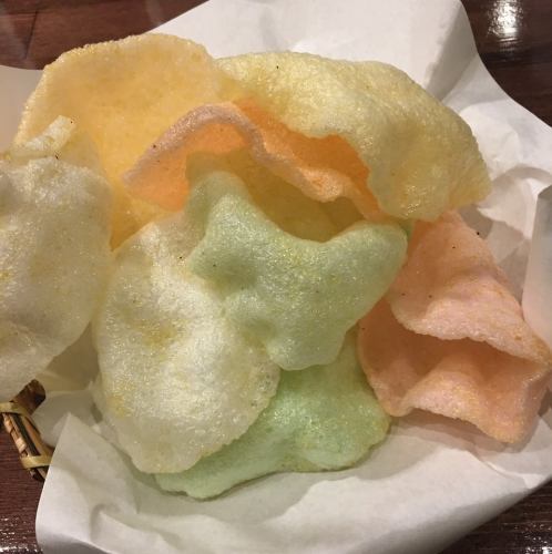 Fluffy shrimp crackers