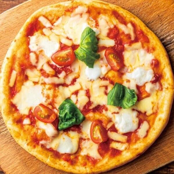 パスタやピザと樽生ワインが楽しめるお店