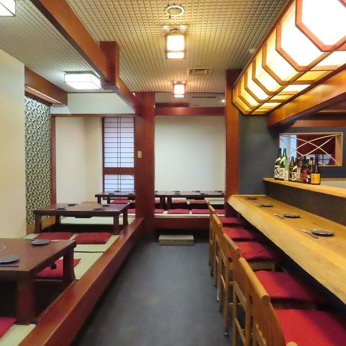 You can relax in the tatami room and sunken kotatsu.A partition creates a semi-private atmosphere