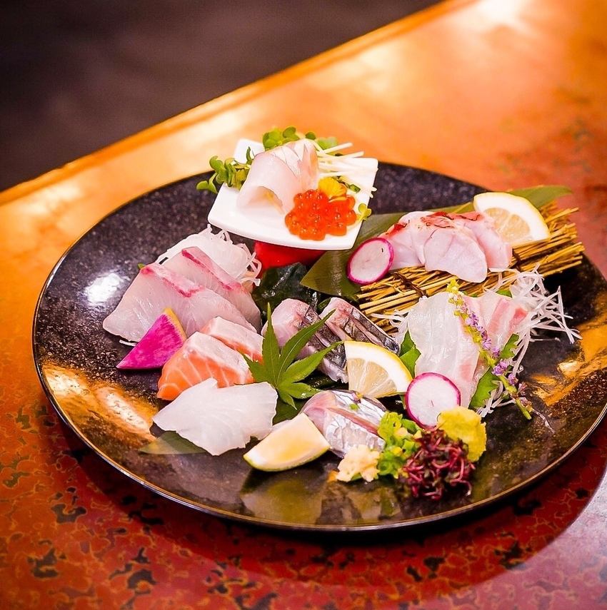 旬の鮮魚を贅沢にご提供!掘りごたつも完備で会社宴会にも最適♪