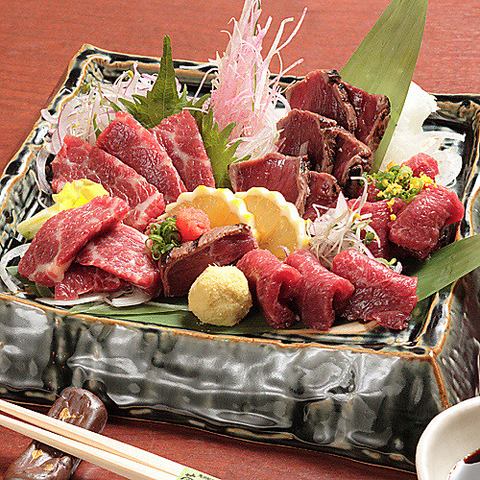 馬刺し5点盛り合わせ